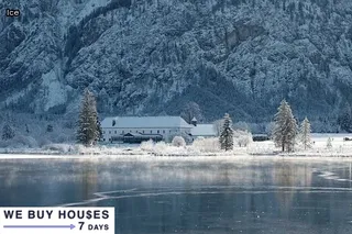 how do water pipes burst