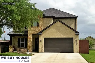 buy new house before selling old
