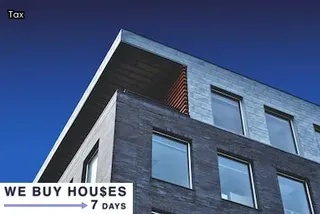 how much realtor fees to sell house